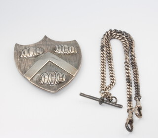 A William IV silver Vintners Company badge together with a silver curb link watch chain, 62 grams 