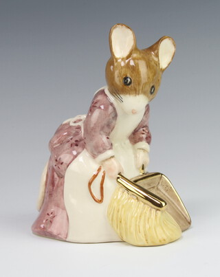 A Beswick Ware Beatrix Potter limited edition figure - Hunca Munca Sweeping no.1263 of 1947, 13cm, boxed