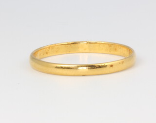 A 22ct yellow gold wedding band size R, 2 grams 