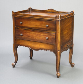 A Georgian style rectangular mahogany chest with tray top, the sides fitted 2 shallow drawers and with 2 drawers to the front, raised on cabriole supports 74cm h x 66cm w x 40cm d 