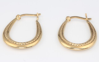 A pair of 9ct yellow gold hoop earrings 1.6 grams 
