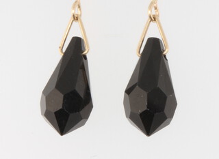 A pair of 9ct yellow gold faceted jet earrings 