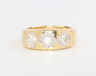 A gentleman's 9ct yellow gold 3 stone diamond gypsy ring, approx. 1ct, 7.4 grams, size Q