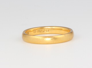 A 22ct yellow gold wedding band, 3.4 grams, size L