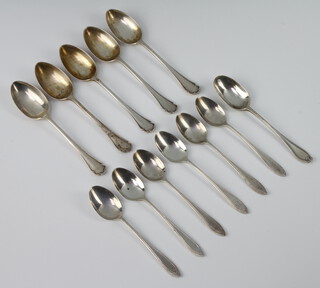 A set of 6 silver teaspoons Birmingham 1933, 6 ditto Sheffield 1933, 1 other, 190 grams