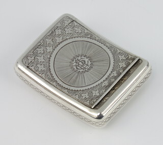 A George IV engine turned silver snuff box with floral decoration, 5cm, 32 grams, Birmingham 1920, maker Joseph Wilmore
