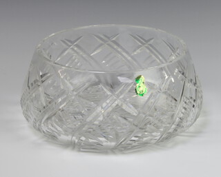 A Waterford Crystal fruit bowl 18cm 