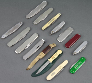 A Odgers twin bladed folding pen knife, 13 folding pen knives and a German souvenir paper knife marked Channel Islands 