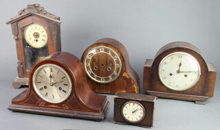 An American shelf clock (f), 3 mantel clocks and a timepiece 