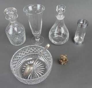 A cut glass fruit bowl 20cm, 2 spirit decanters, 2 vases