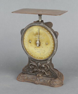 A Salters No 47 brass and iron spring balance 23cm x 15cm x 10cm