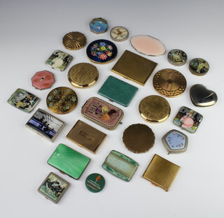 A collection of vintage compacts 