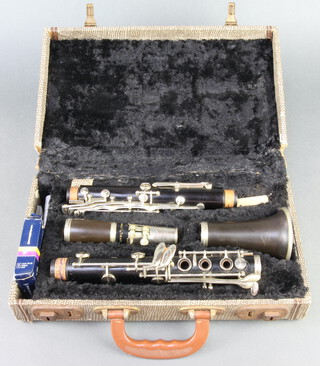 A Windcraft clarinet, cased 