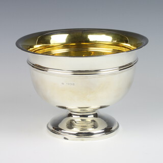 A Victorian silver pedestal bowl with strap work decoration, London 1860, 19cm, 316 grams 