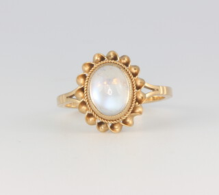A 9ct yellow gold oval moonstone ring, 2.8 grams, size N 1/2 