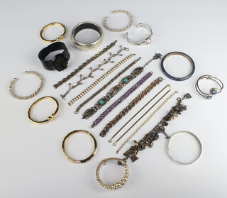 A 925 amethyst bracelet and minor bracelets and bangles