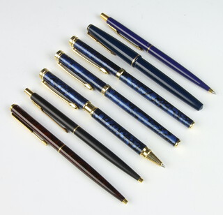 A Parker 17 Blue fountain pen, 3 ditto ballpoint pens and 3 others 