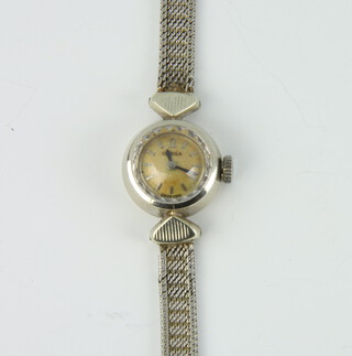 A lady's 9ct white gold Omega wristwatch on a ditto bracelet 10 grams 