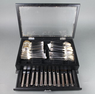 A set of silver plated Viners cutlery for 6 in the Art Deco style (36 pieces) 