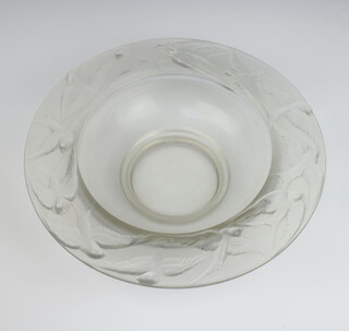 An Art Deco clear glass dish decorated with swallows 33cm 