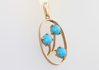 A 9ct yellow gold turquoise pendant 2.1 grams, 2.5cm 