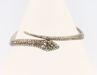 A rhodium plated marcasite snake bracelet 18.1 grams 