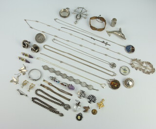 A silver peacock brooch, a quantity of silver jewellery 140 grams weighable silver and other white metal jewellery 