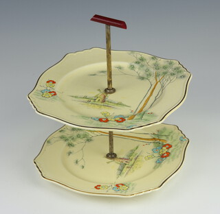 An Art Deco The Fens cake stand 