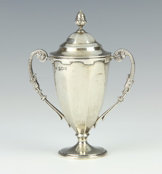 A silver 2 handled trophy cup and cover Birmingham 1949, 12cm, 104 grams 