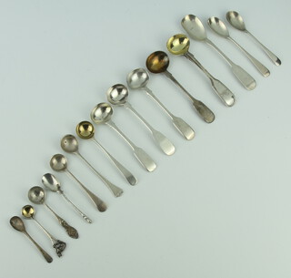 A Victorian silver mustard spoon London 1898, 14 other spoons, 144 grams 