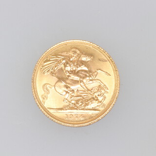 An Elizabeth II sovereign 1974