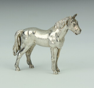 A cast silver model of a horse 49 grams, 6cm 