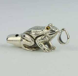 A modern Sterling silver frog whistle 4cm, 16 grams  