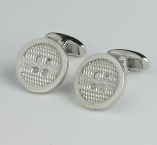 A pair of Sterling silver button shaped cufflinks 10.9 grams 
