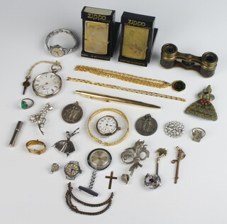 A gentleman's silver cased keywind pocket watch (a/f) and minor costume jewellery 
