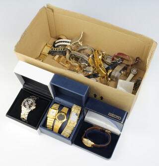 A gentleman's gilt cased Omega automatic Seamaster wristwatch together with minor ladies and gentlemans wristwatches 