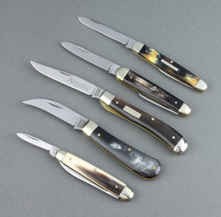 A Wright & Sons of Sheffield pruning knife with 6cm blade and horn grip, a Schrade Scrimshaw knife blade marked Schrade USA SC593 with 7cm blade and horn grip, 2 Eye Witness double bladed folding knives with 6 and 4cm blades, horn grips, together with with an I.X.L George double bladed pocket knife with 6 and 4cm blade and horn grip 
