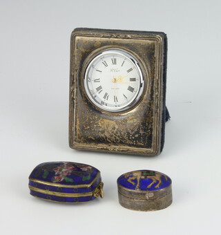 A modern Sterling quartz timepiece 6cm, 2 enamelled boxes