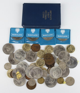 A collection of commemorative crowns and minor coins 