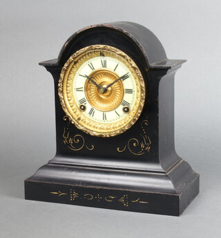Ansonia, an American 8 day striking mantel clock with porcelain dial, Roman numerals, contained in an arch shaped iron case, complete with pendulum (no key) 27cm h x 24cm w x 12cm d 