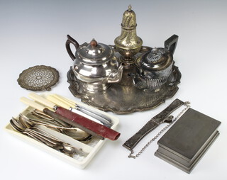 A silver plated baluster teapot and minor plated wares 