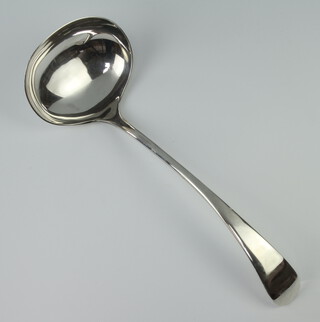 A silver Old English pattern soup ladle, Sheffield 1914, 268 grams 