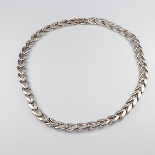 A 925 standard fancy link necklace 48 grams, 40cm 