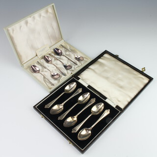 A cased set of 6 Sorensen sterling silver coffee spoons cased, together with a set of 6 teaspoons Birmingham 1955 cased, 136 grams