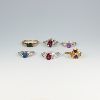 Four 9ct white gold gem set rings, 2 yellow ditto, size I, I, I, L, N, N, 13.9 grams gross 