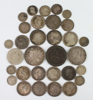 A Queen Anne 1708 crown, a quantity of Georgian and other coinage 