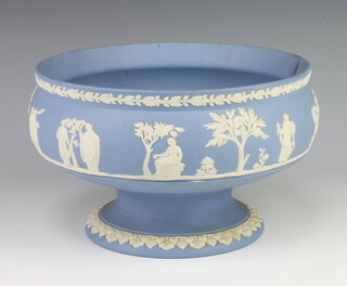 A Wedgwood blue Jasperware pedestal bowl decorated with a band of classical figures 21cm 