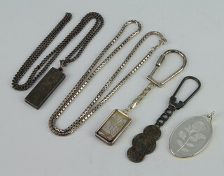 A silver ingot pendant and minor silver jewellery 158 grams 