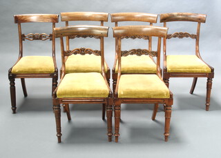 A harlequin set of 6 (5 and 1) Georgian bleached mahogany bar back dining chairs with carved and shaped mid rails, upholstered seats, raised on turned and fluted supports 86cm h x 46cm x 40cm (seats 23cm x 28cm)   
