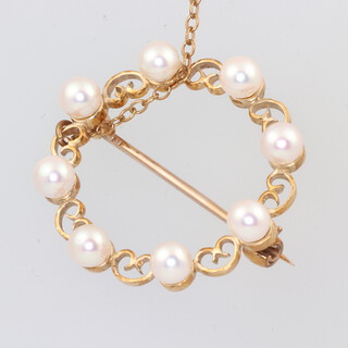 A 9ct yellow gold seed pearl brooch 3.4 grams, 26mm 
